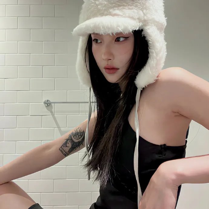 我想变成鸟,所以跳起来